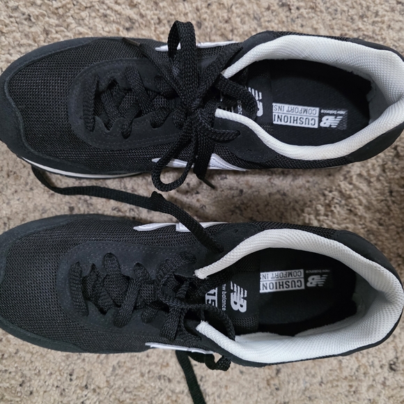 New Balance 515 Women's Black Sneakers - Picture 2 of 7